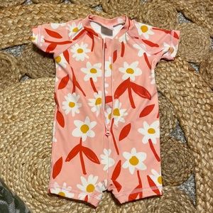 Hanna Anderson Girls rashgaurd